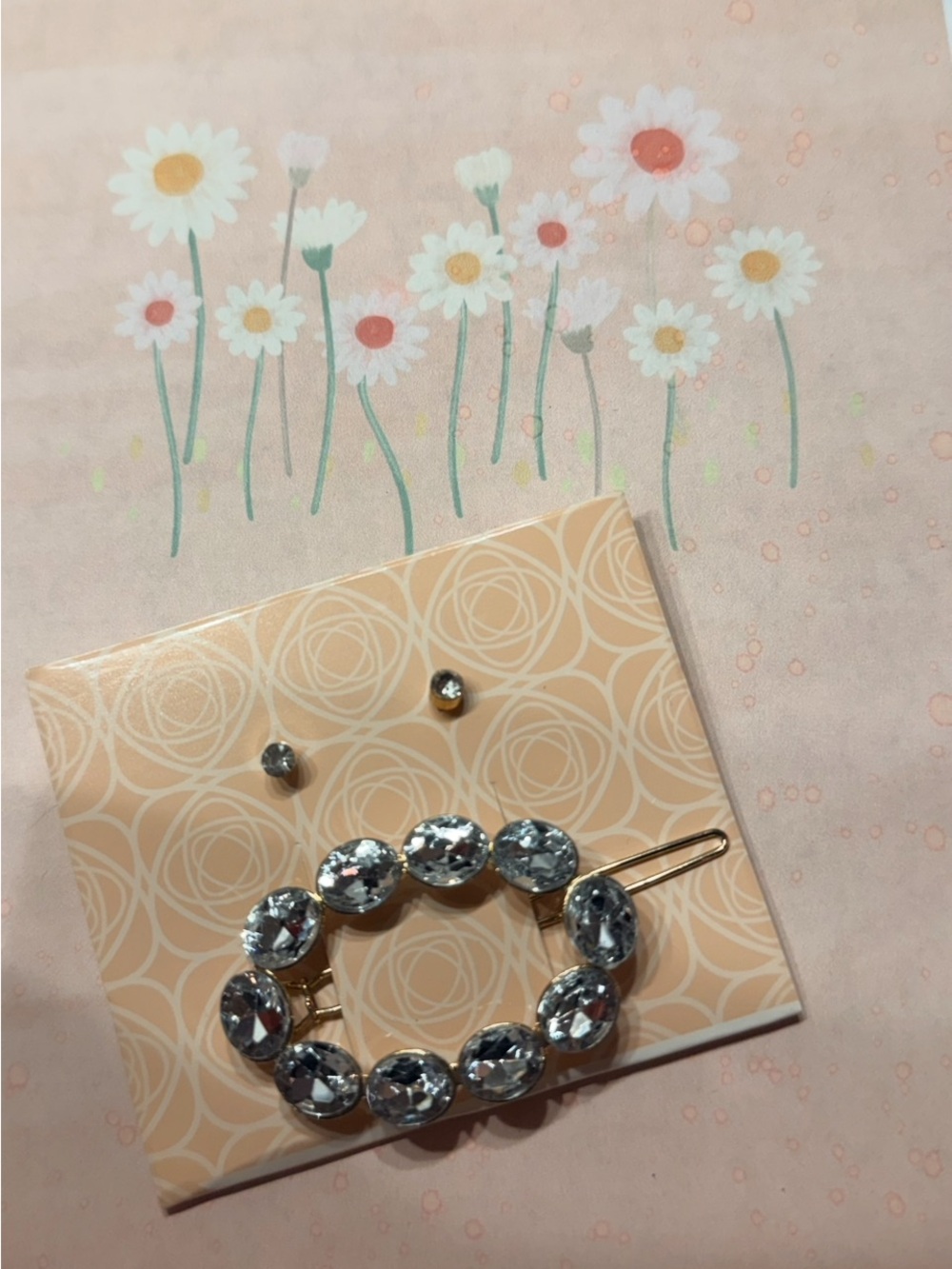 Crystal Oval brooch and Stud Earring Set - Silver